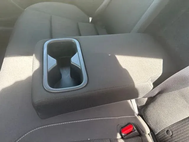 2025 Nissan Altima 2.5 SV thumbnail 18
