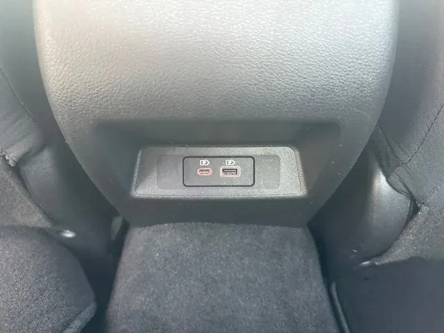 2025 Nissan Altima 2.5 SV thumbnail 19