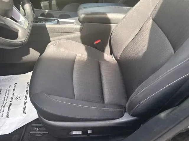2025 Nissan Altima 2.5 SV thumbnail 24