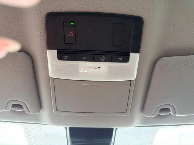 2025 Nissan Altima 2.5 SV thumbnail 44