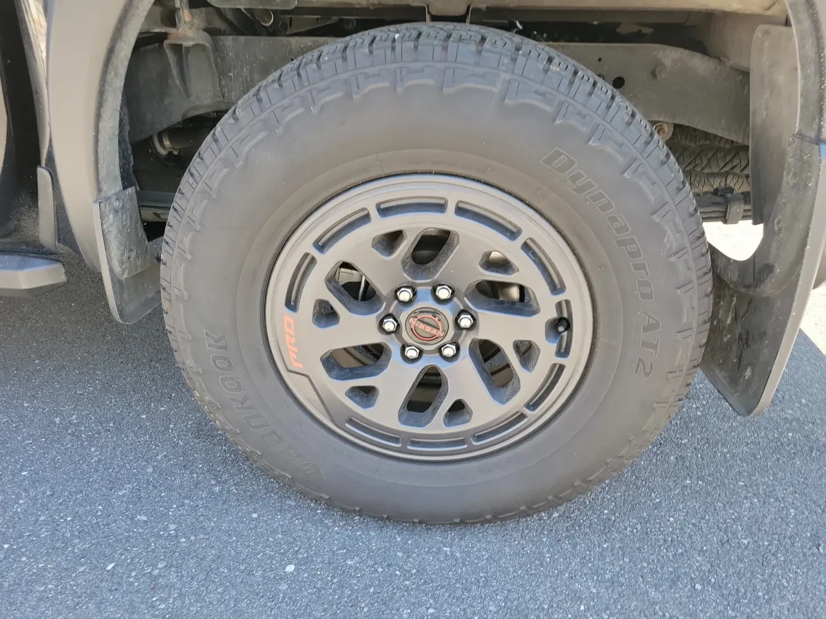 2025 Nissan Frontier PRO-4X thumbnail 27