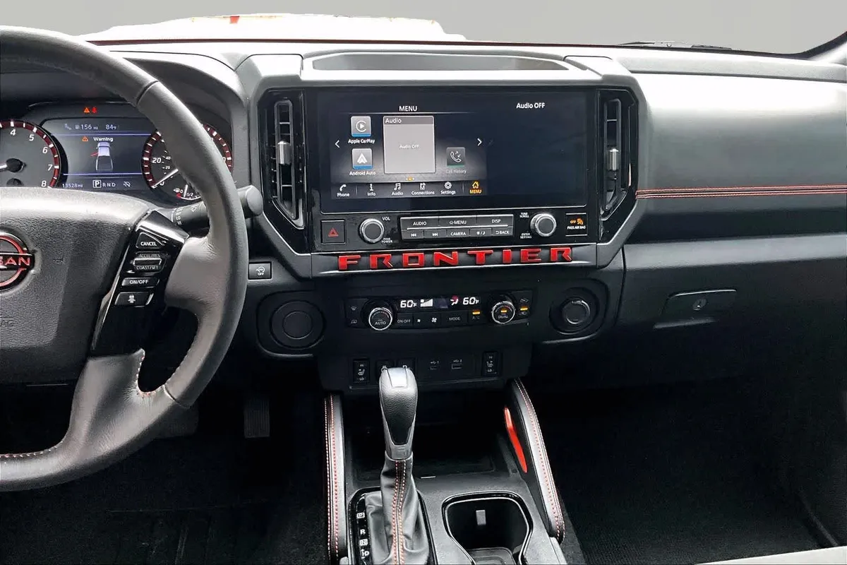 2025 Nissan Frontier PRO-X thumbnail 13