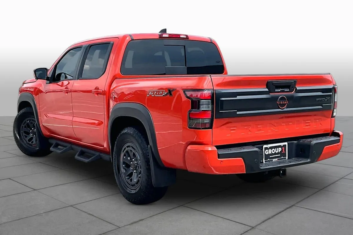 2025 Nissan Frontier PRO-X thumbnail 21