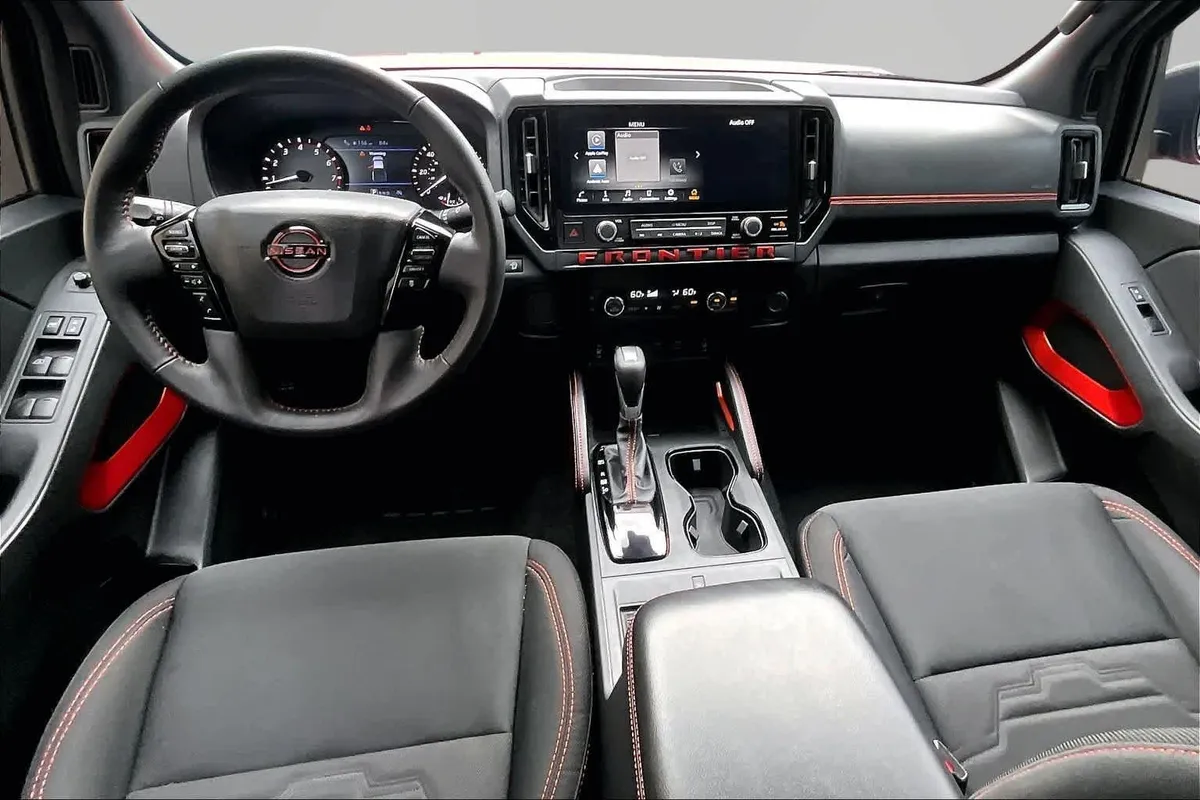 2025 Nissan Frontier PRO-X thumbnail 27