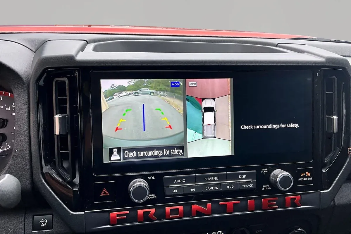 2025 Nissan Frontier PRO-X thumbnail 44