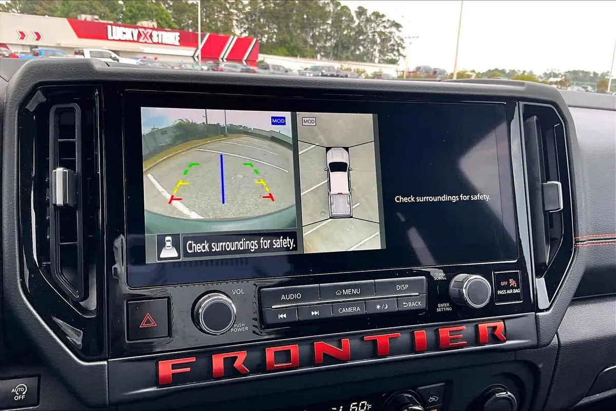 2025 Nissan Frontier PRO-X thumbnail 45