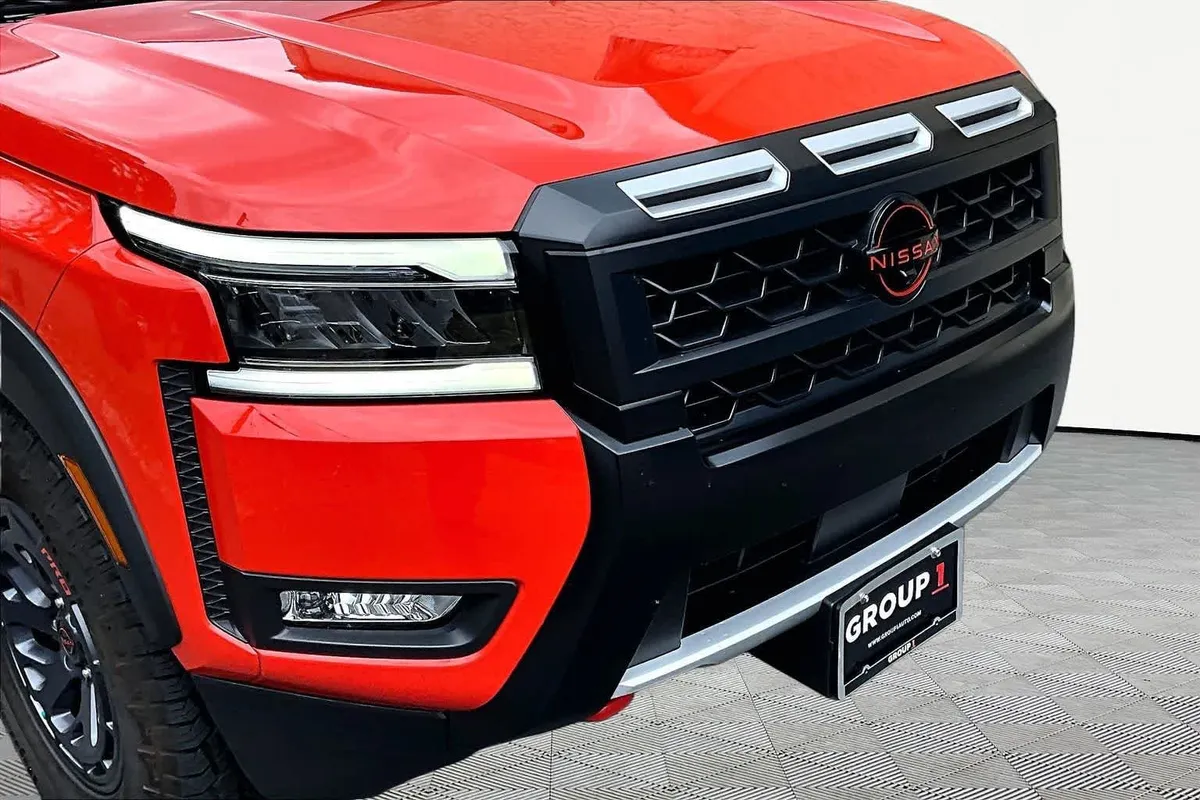 2025 Nissan Frontier PRO-X thumbnail 48