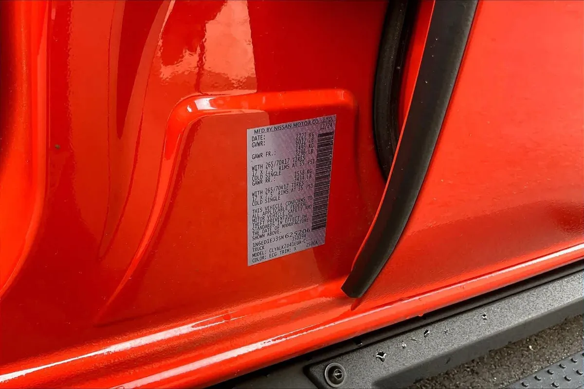2025 Nissan Frontier PRO-X thumbnail 53
