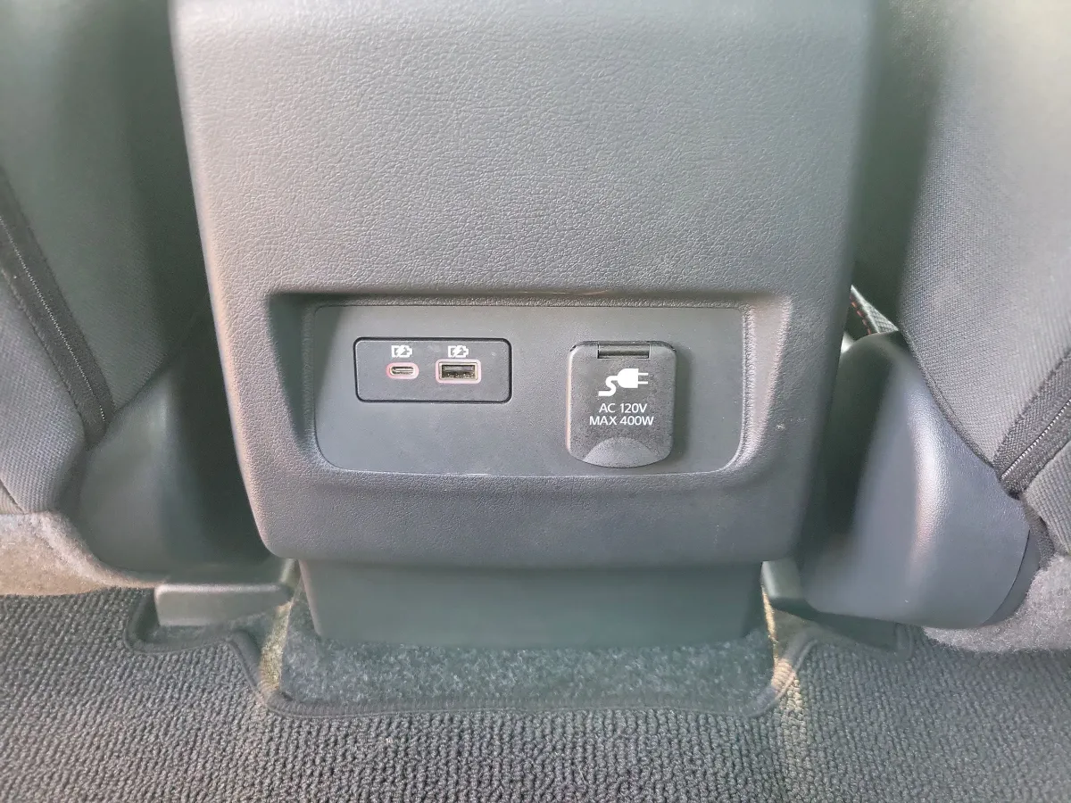 2025 Nissan Frontier PRO-X thumbnail 10