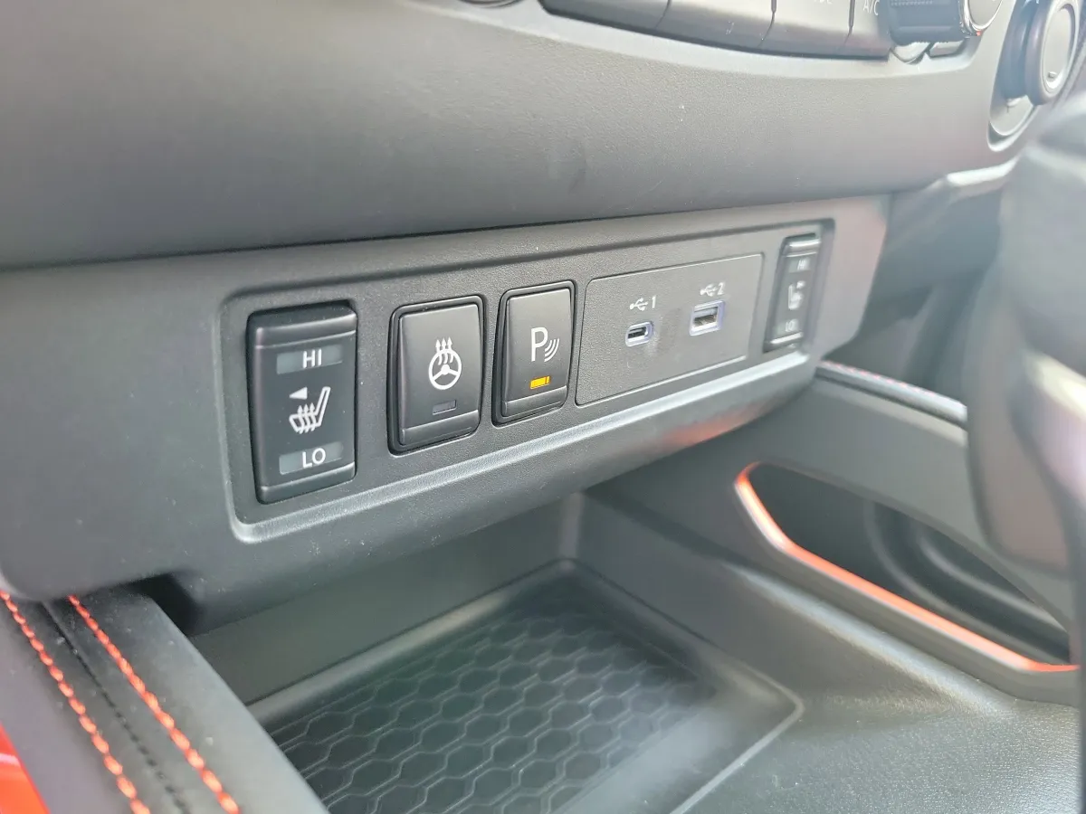 2025 Nissan Frontier PRO-X thumbnail 13