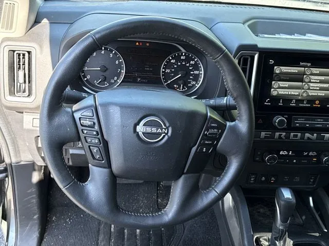 2025 Nissan Frontier SV thumbnail 19