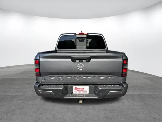 2025 Nissan Frontier SV thumbnail 8