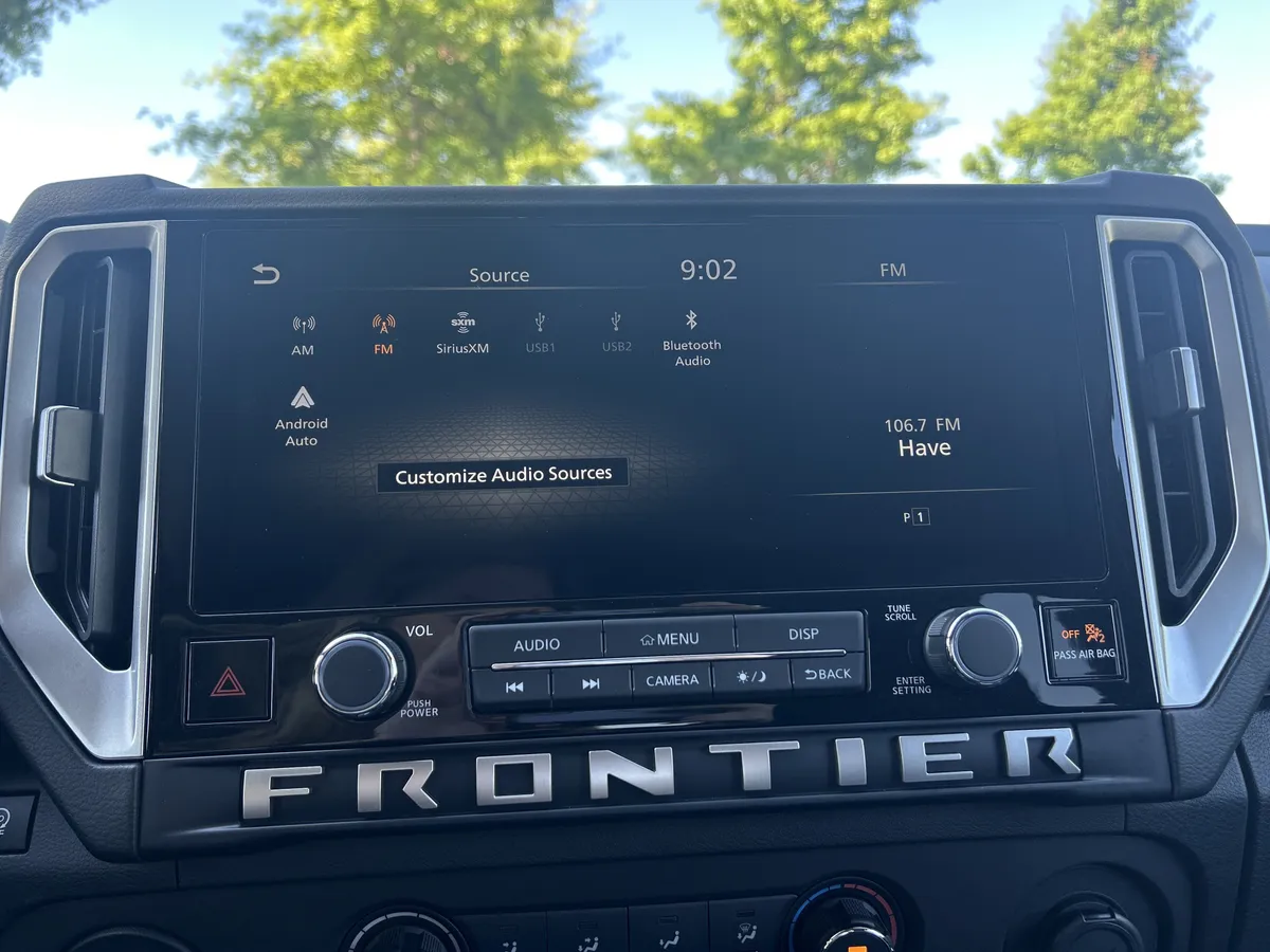 2025 Nissan Frontier SV thumbnail 13
