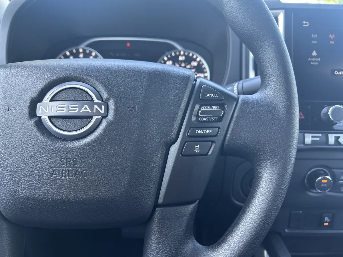 2025 Nissan Frontier SV thumbnail 19