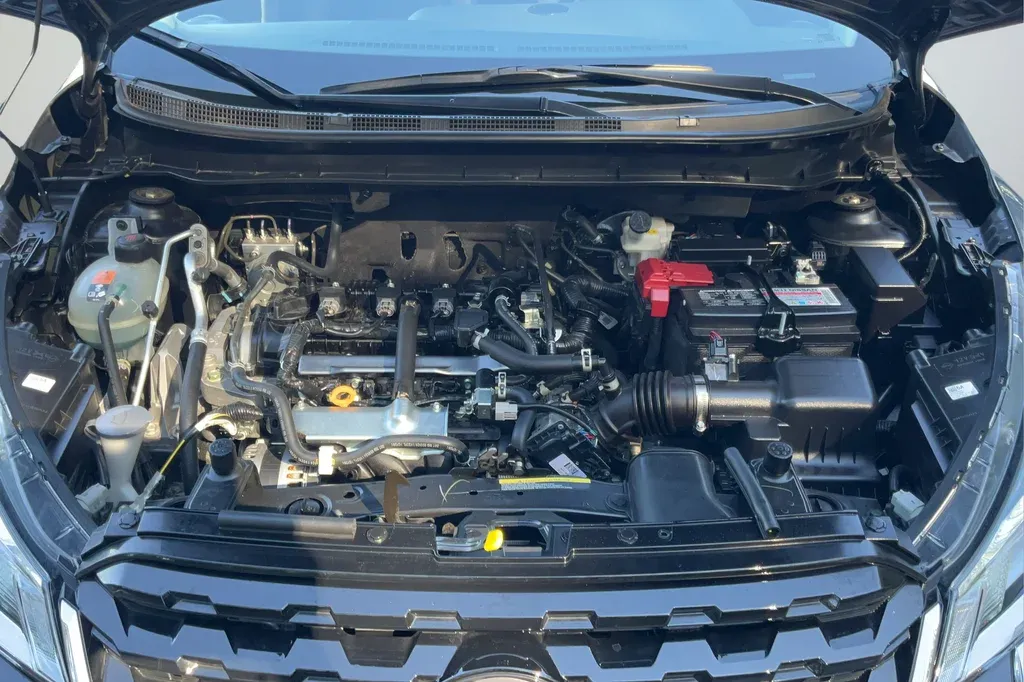 2025 Nissan Kicks Play S thumbnail 23