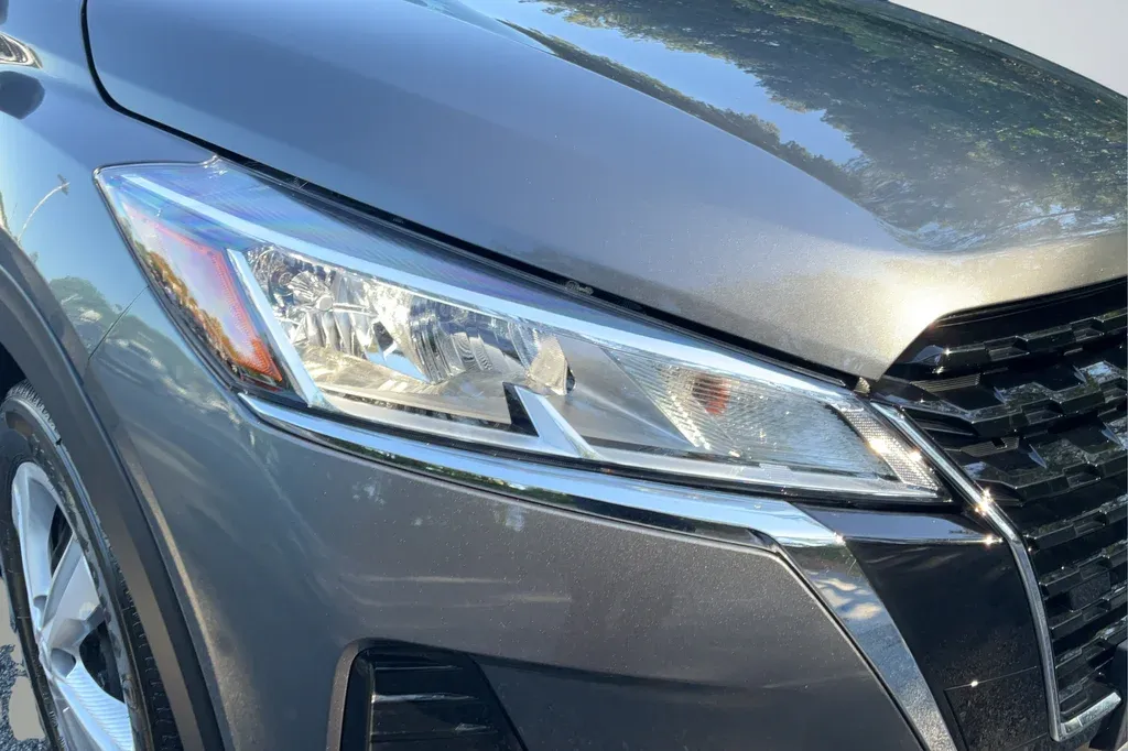 2025 Nissan Kicks Play S thumbnail 27