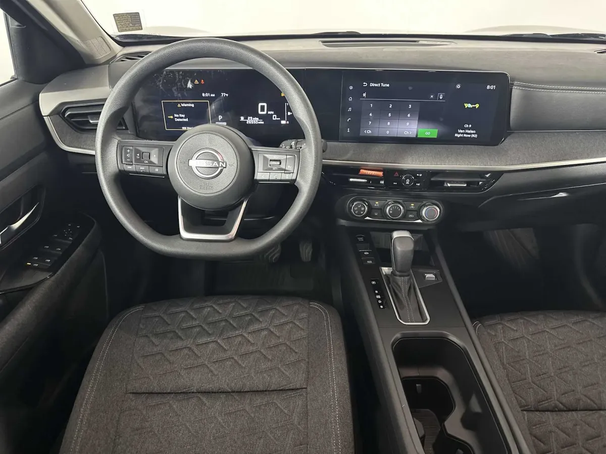 2025 Nissan Kicks SV thumbnail 25