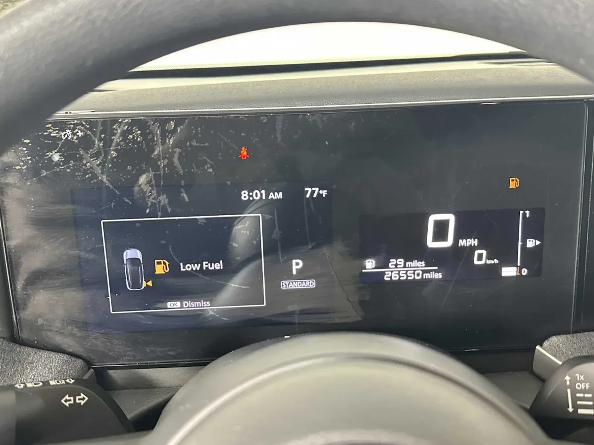 2025 Nissan Kicks SV thumbnail 28