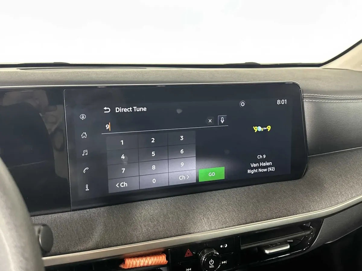 2025 Nissan Kicks SV thumbnail 29