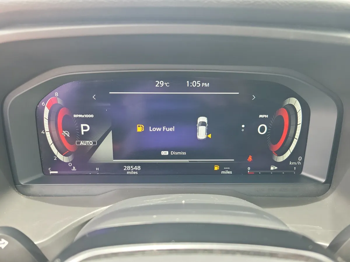 2025 Nissan Rogue Platinum thumbnail 19