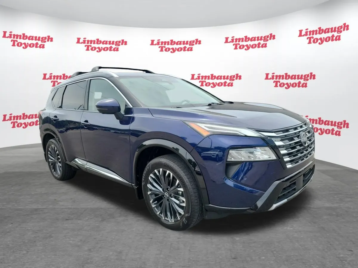 2025 Nissan Rogue Platinum thumbnail 20