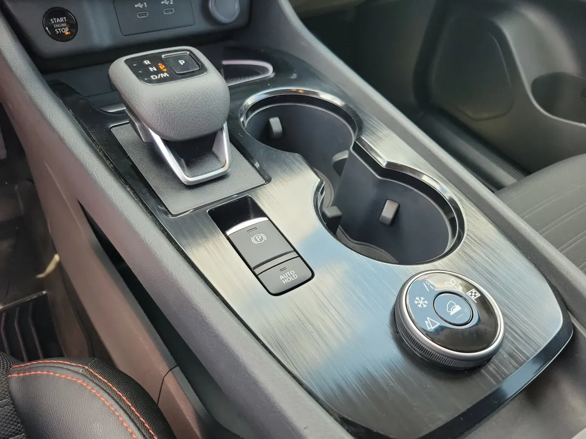2025 Nissan Rogue Rock Creek thumbnail 12