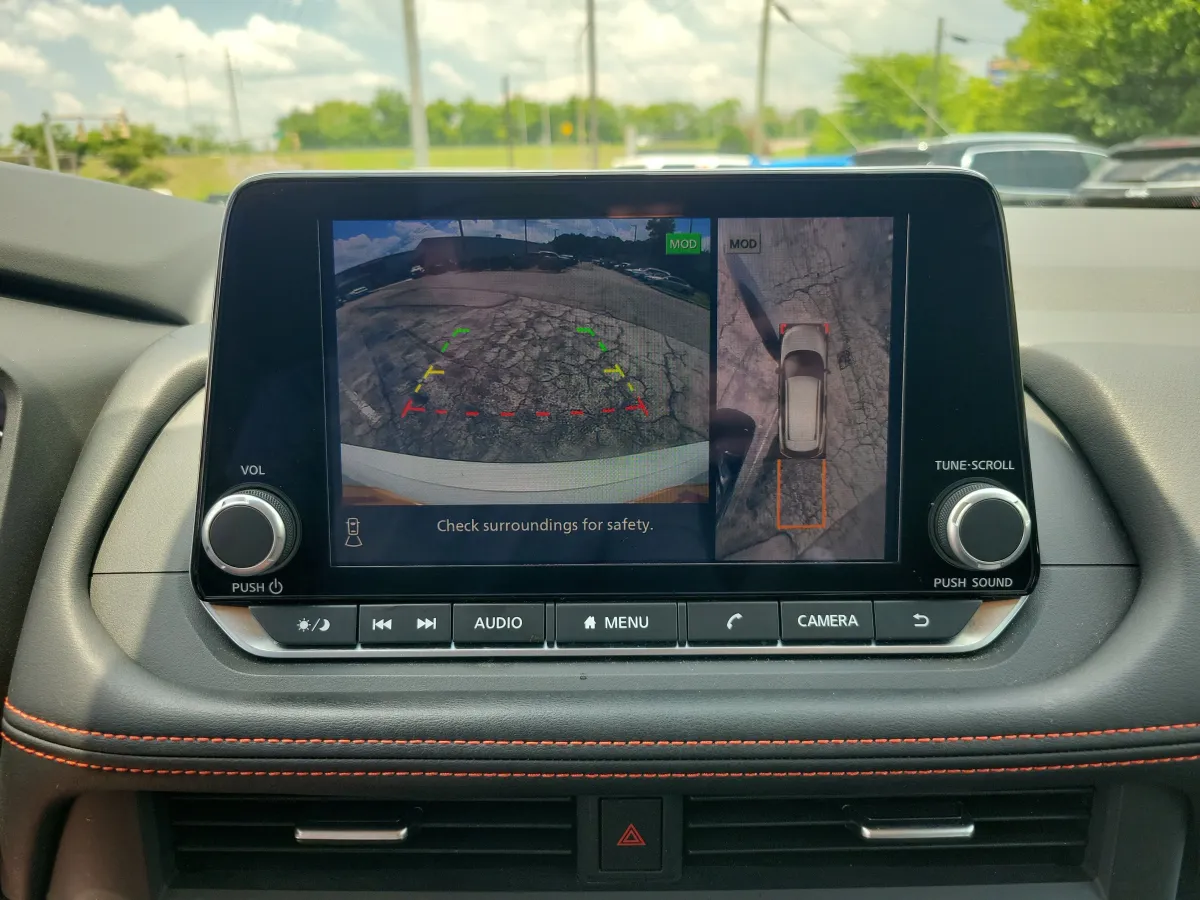 2025 Nissan Rogue Rock Creek thumbnail 15