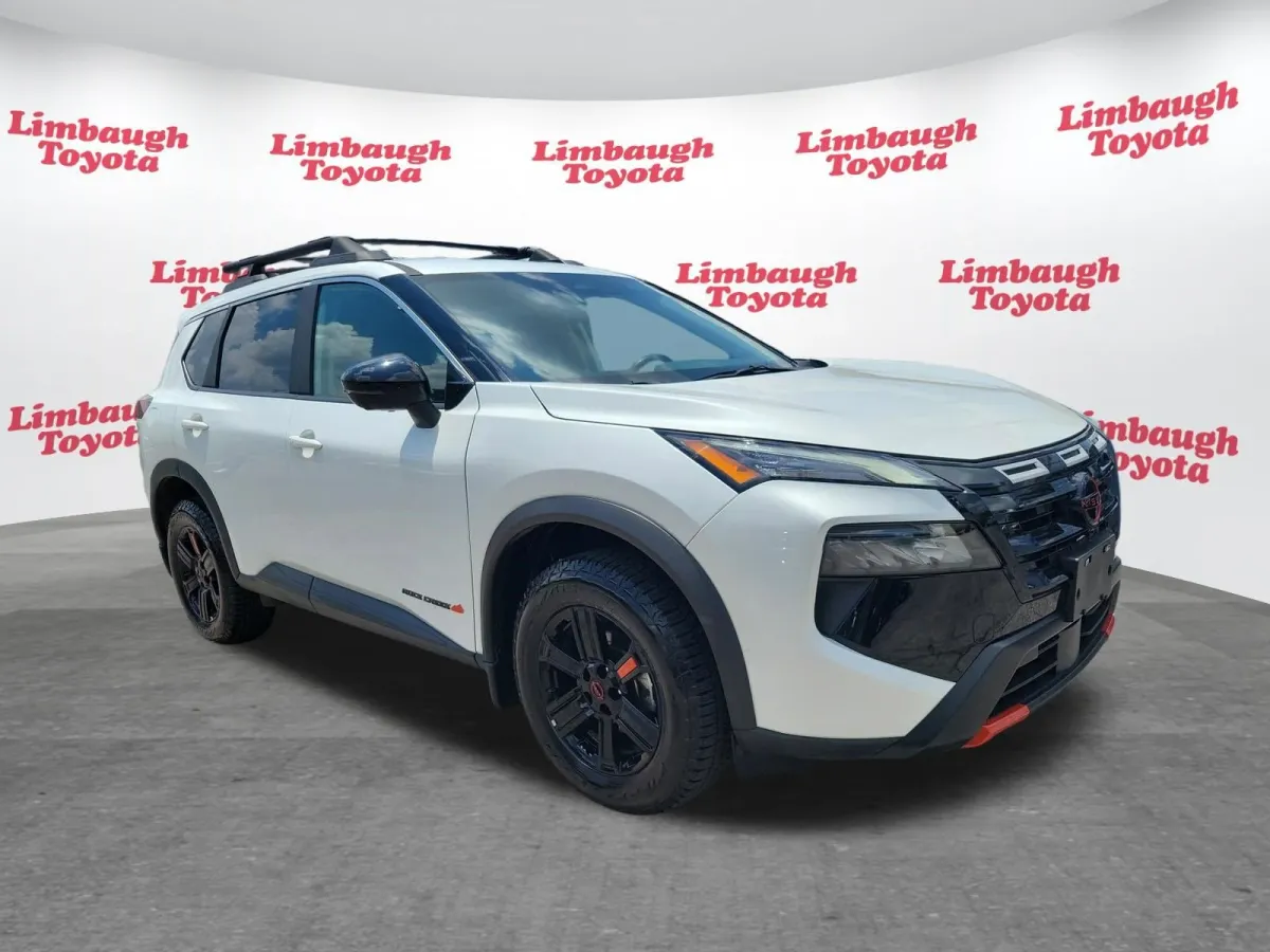 2025 Nissan Rogue Rock Creek thumbnail 19