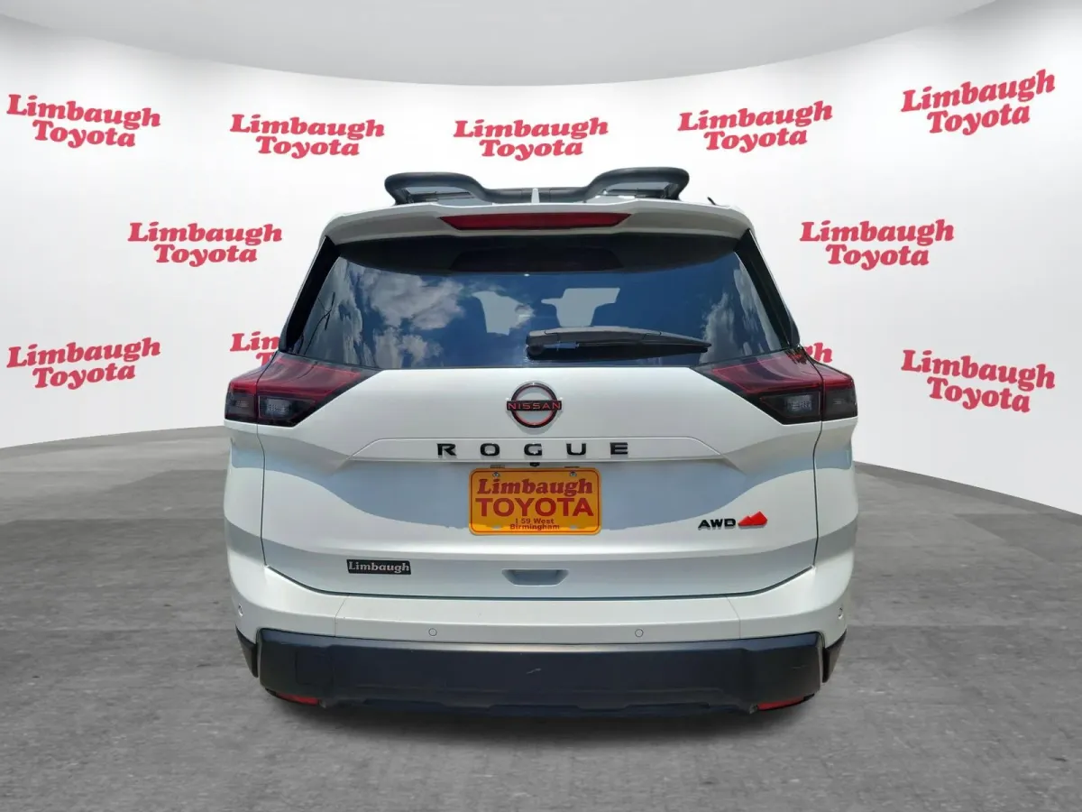 2025 Nissan Rogue Rock Creek thumbnail 24