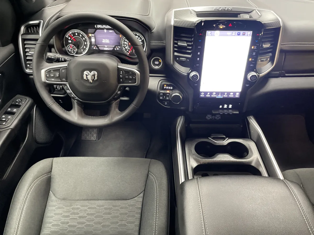 2025 Ram 1500 Big Horn thumbnail 28