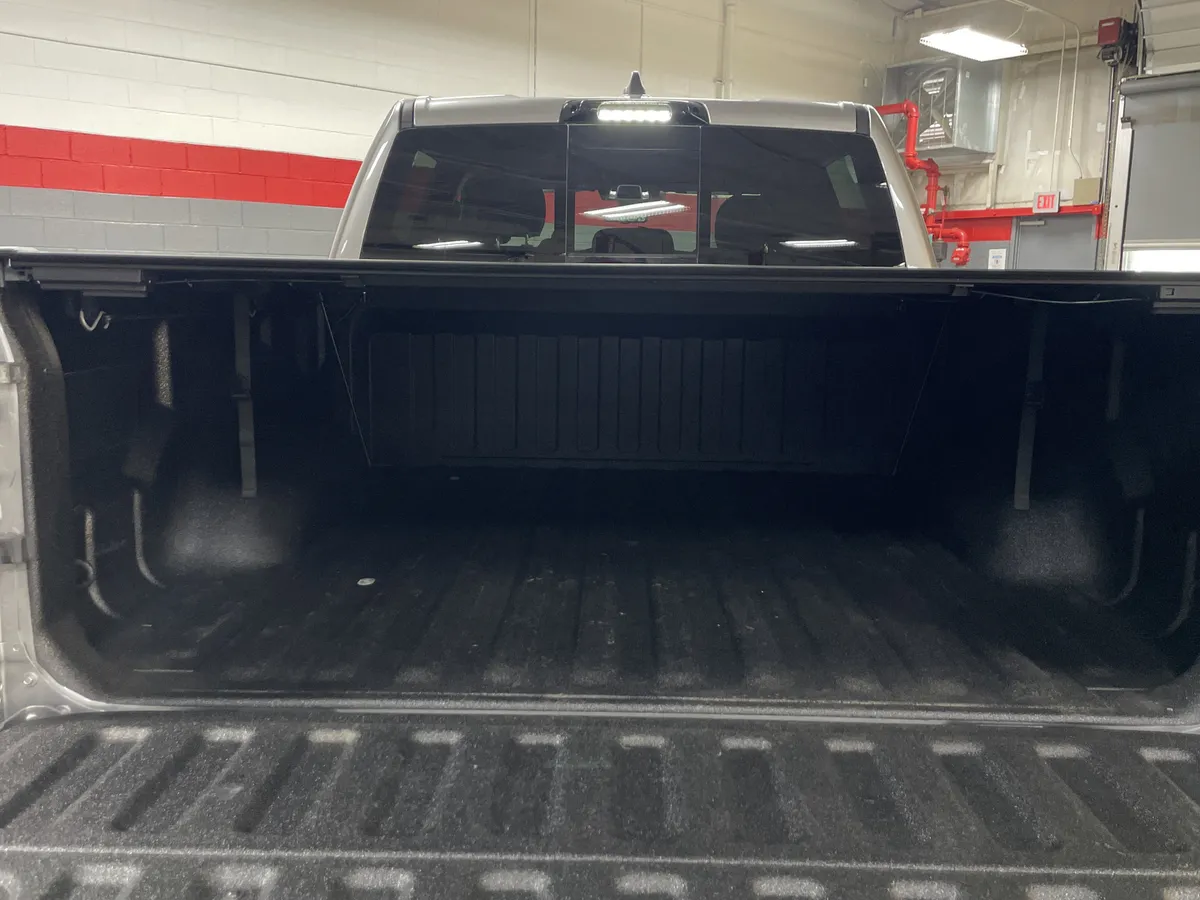 2025 Ram 1500 Big Horn thumbnail 31