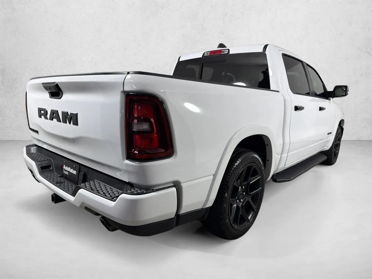 2025 Ram 1500 Laramie thumbnail 5