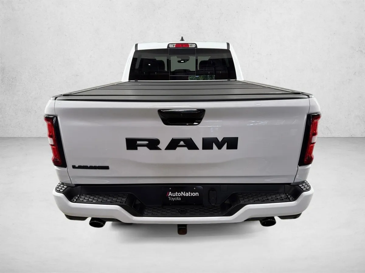 2025 Ram 1500 Laramie thumbnail 6