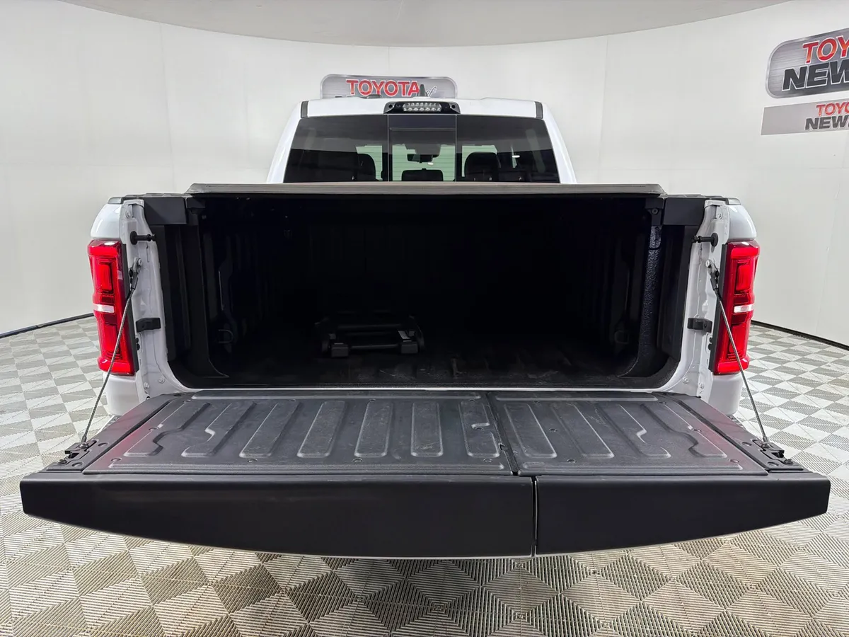 2025 Ram 1500 Limited thumbnail 20
