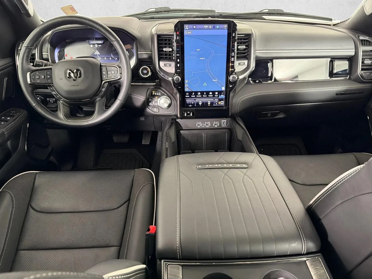 2025 Ram 1500 Limited thumbnail 24