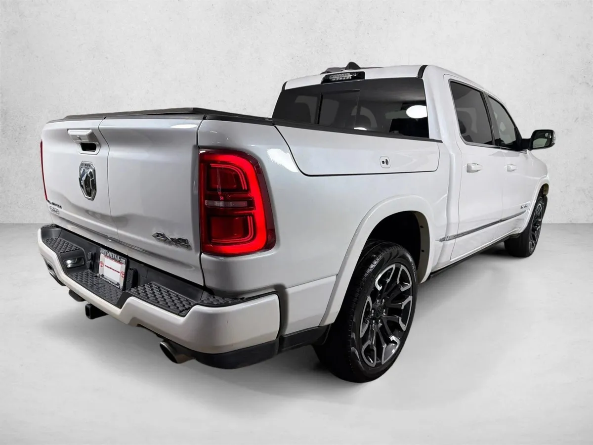 2025 Ram 1500 Limited thumbnail 5