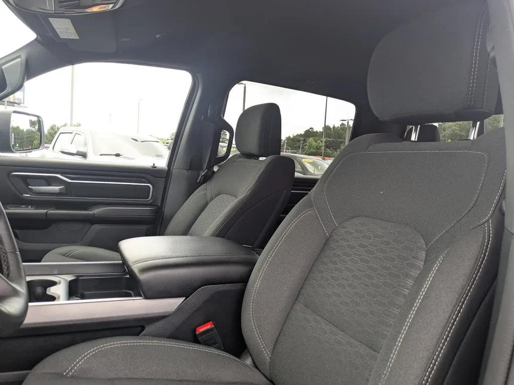 2025 Ram 1500 Lone Star thumbnail 14