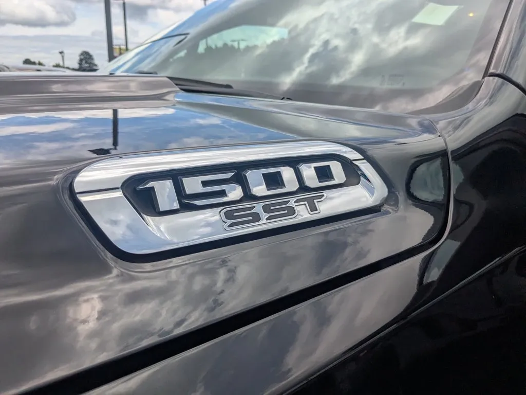 2025 Ram 1500 Lone Star thumbnail 29