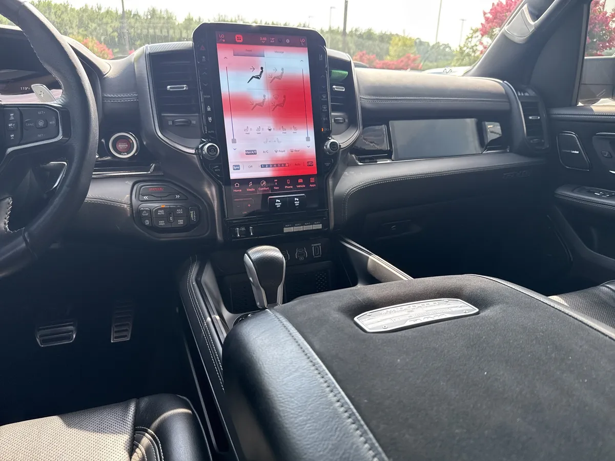 2025 Ram 1500 RHO thumbnail 29
