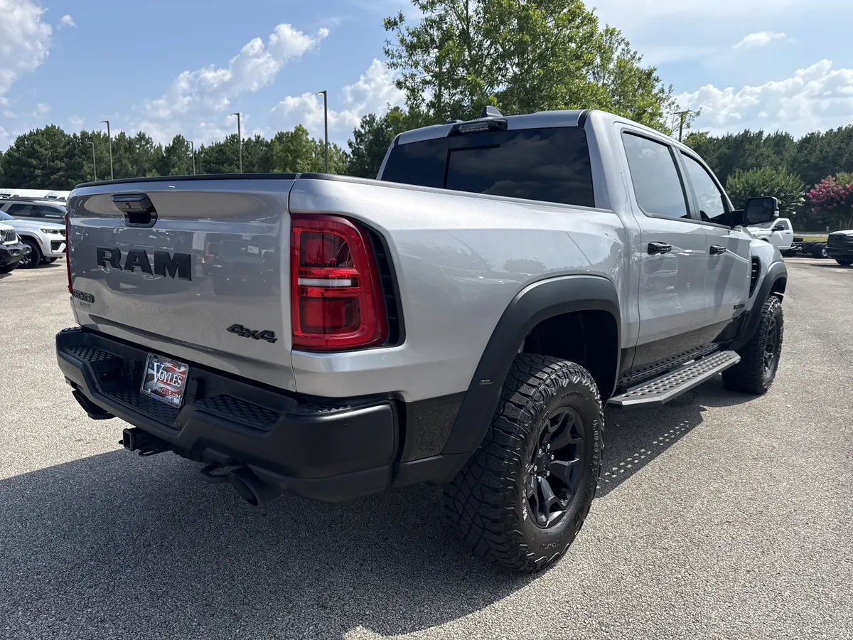 2025 Ram 1500 RHO thumbnail 7