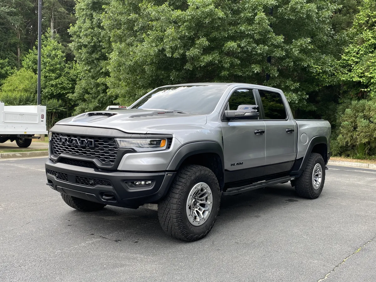 2025 Ram 1500 RHO thumbnail 4