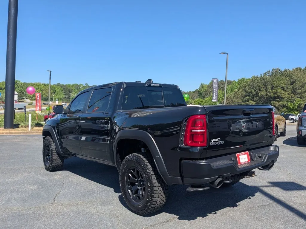 2025 Ram 1500 RHO thumbnail 7