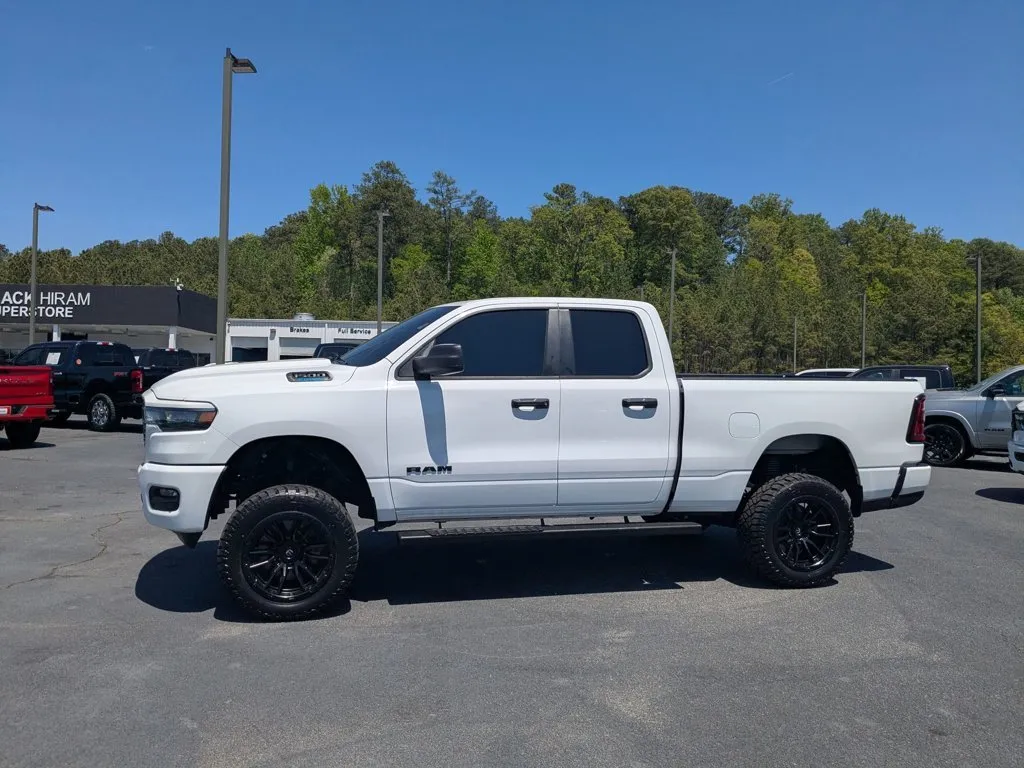2025 Ram 1500 Tradesman thumbnail 8