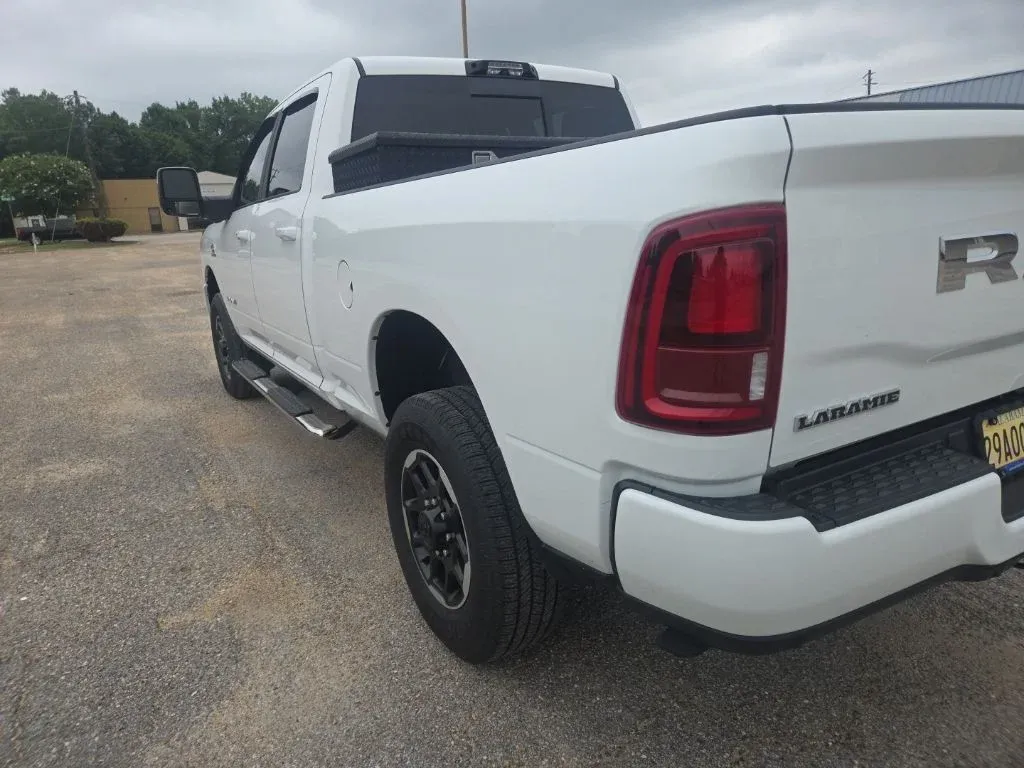 2025 Ram 2500 Laramie thumbnail 7