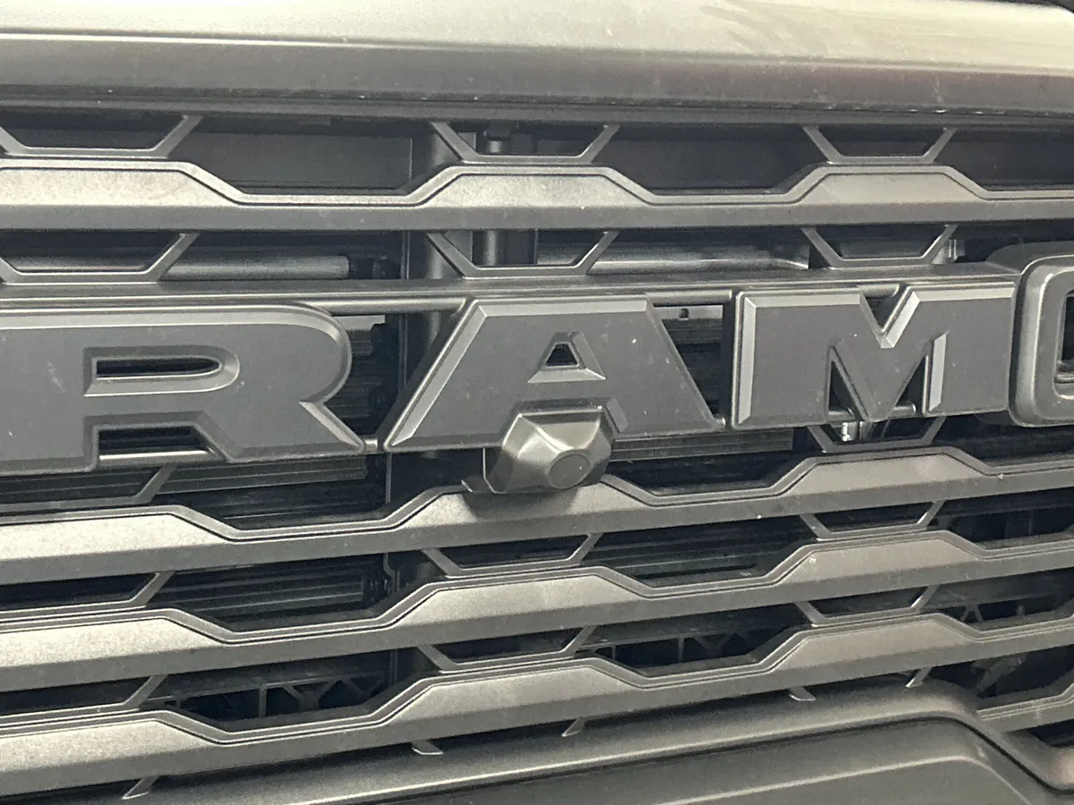 2025 Ram 2500 Tradesman thumbnail 5