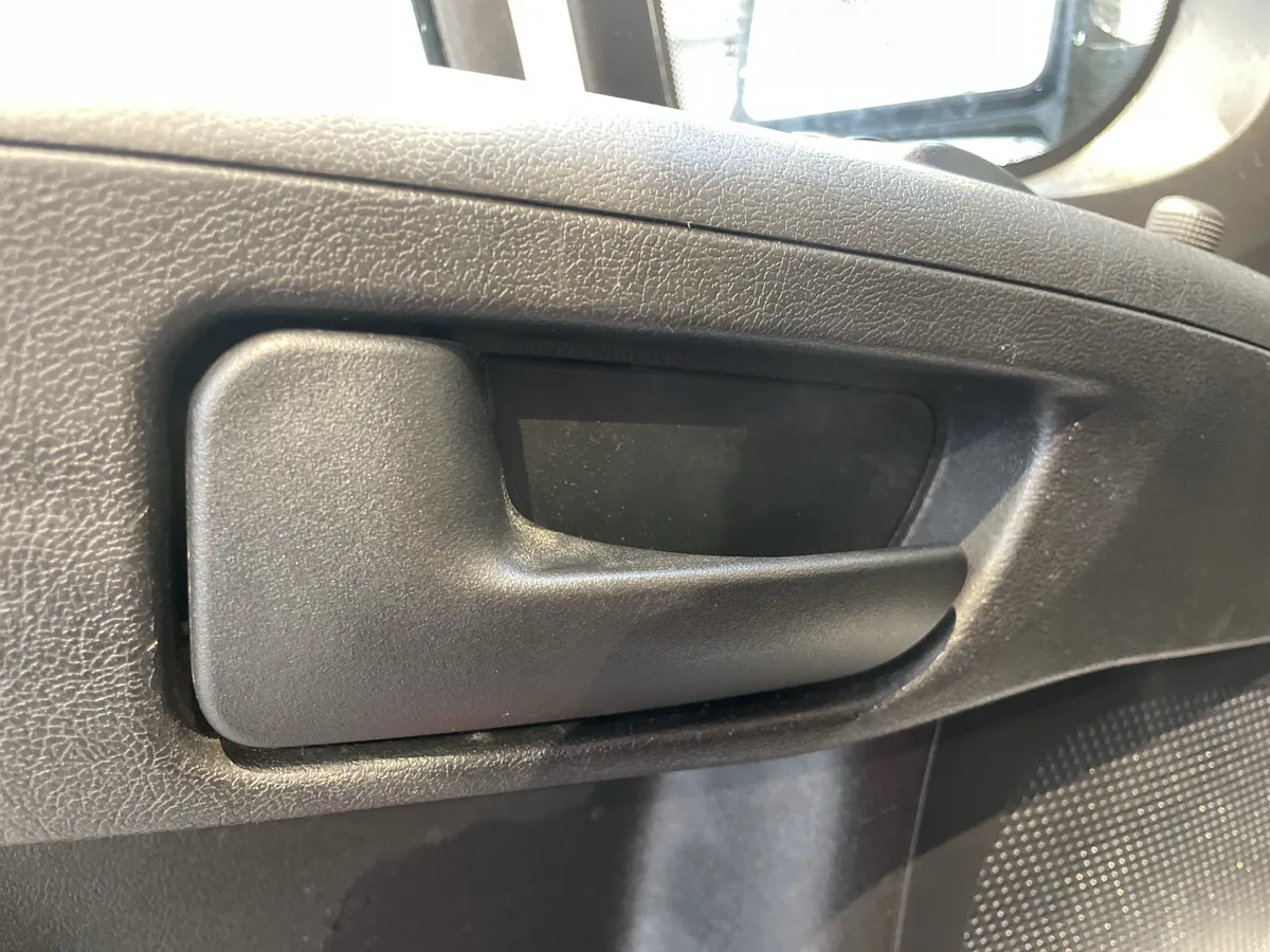 2025 Ram ProMaster Cargo Van Tradesman thumbnail 14