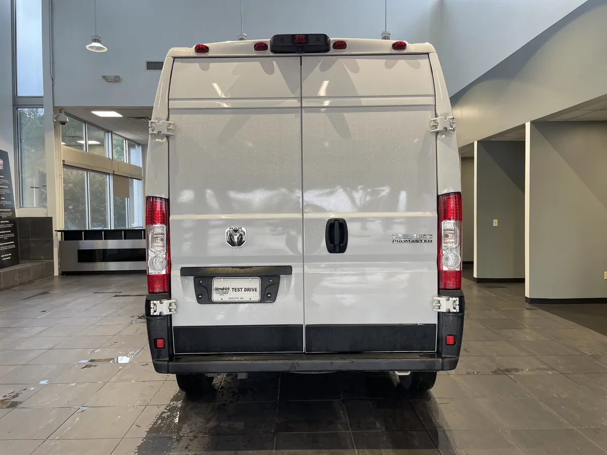 2025 Ram ProMaster Cargo Van Tradesman thumbnail 8
