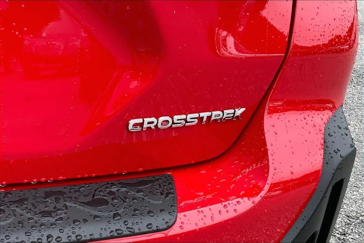 2025 Subaru Crosstrek Premium thumbnail 10