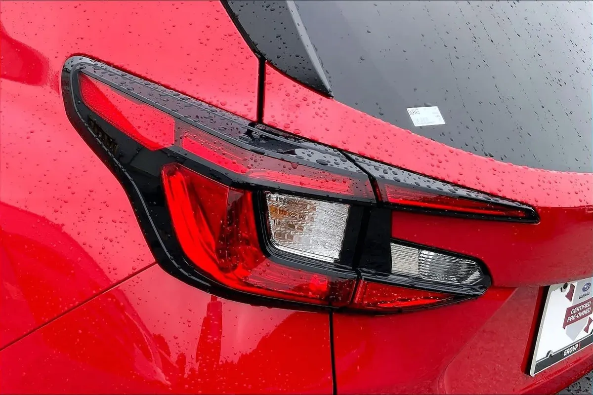 2025 Subaru Crosstrek Premium thumbnail 27