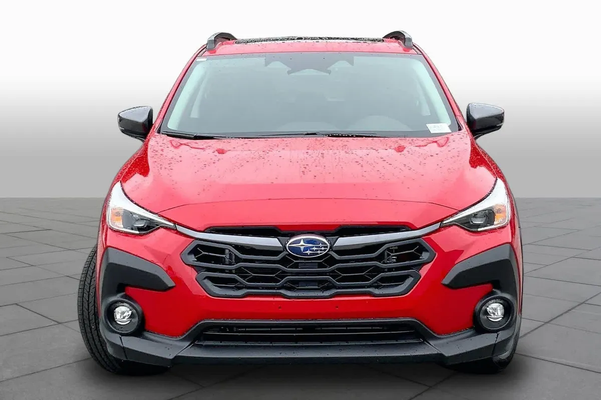 2025 Subaru Crosstrek Premium thumbnail 4